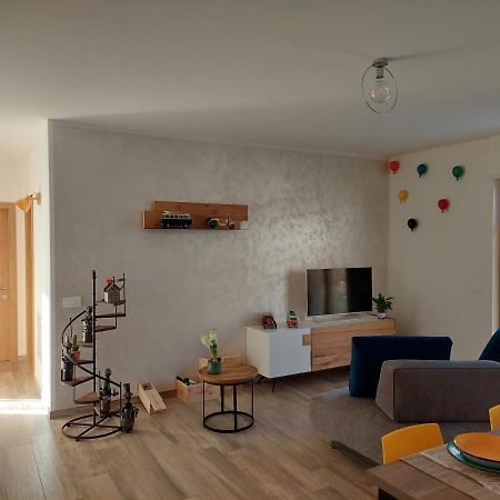 La Bougainville - Luxury Apartment Torbole Sul Garda Exterior foto